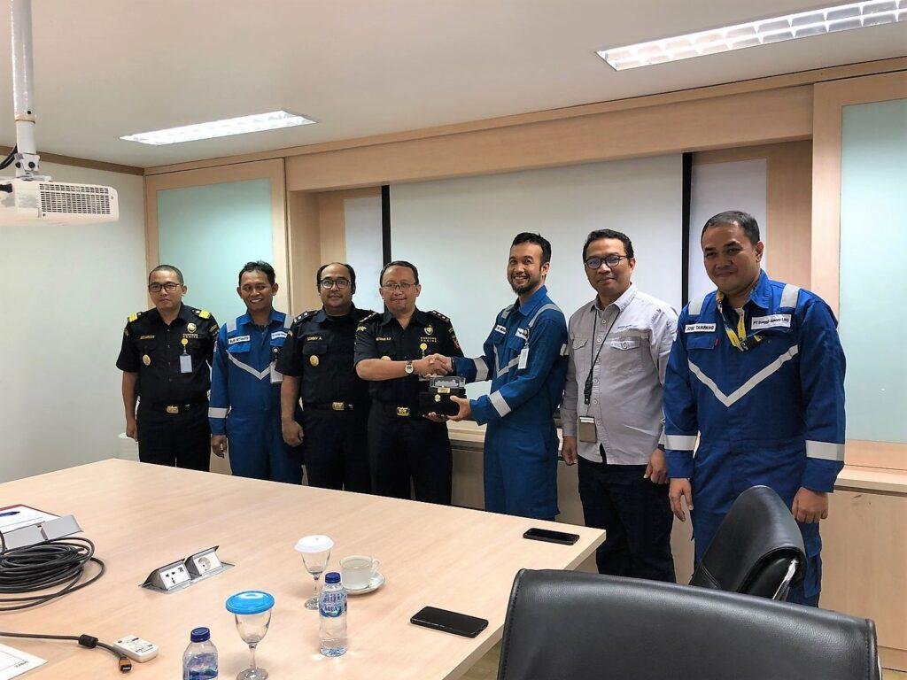 ee78f525-ce2d-4f2f-afae-9e866ef8c017